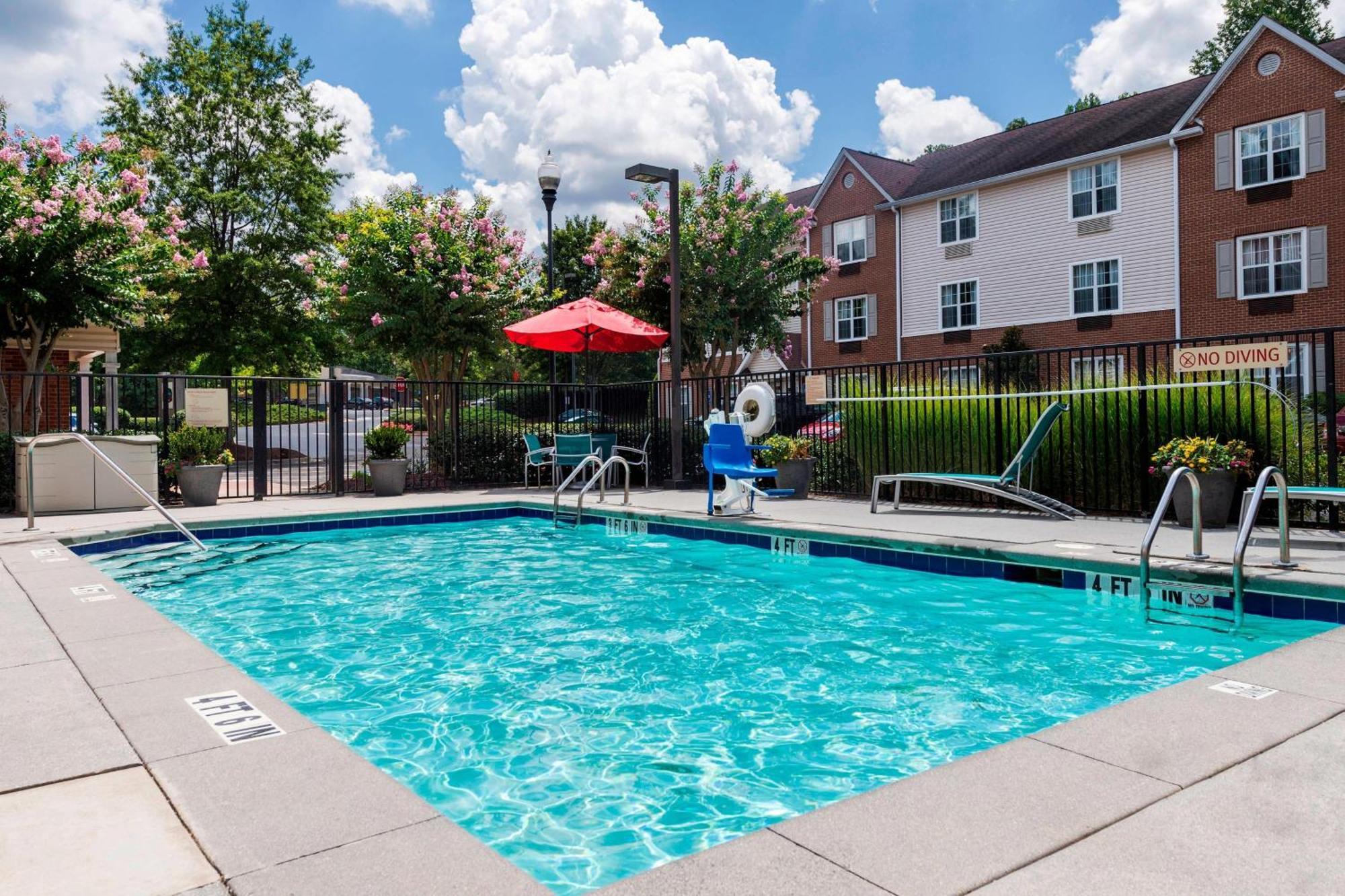 Towneplace Suites By Marriott Atlanta Kennesaw Exterior foto